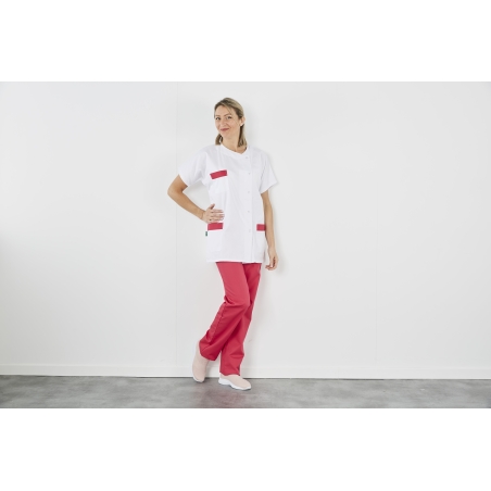 Tunique médicale forme Julia avec finition Fushia sur fond Blanc