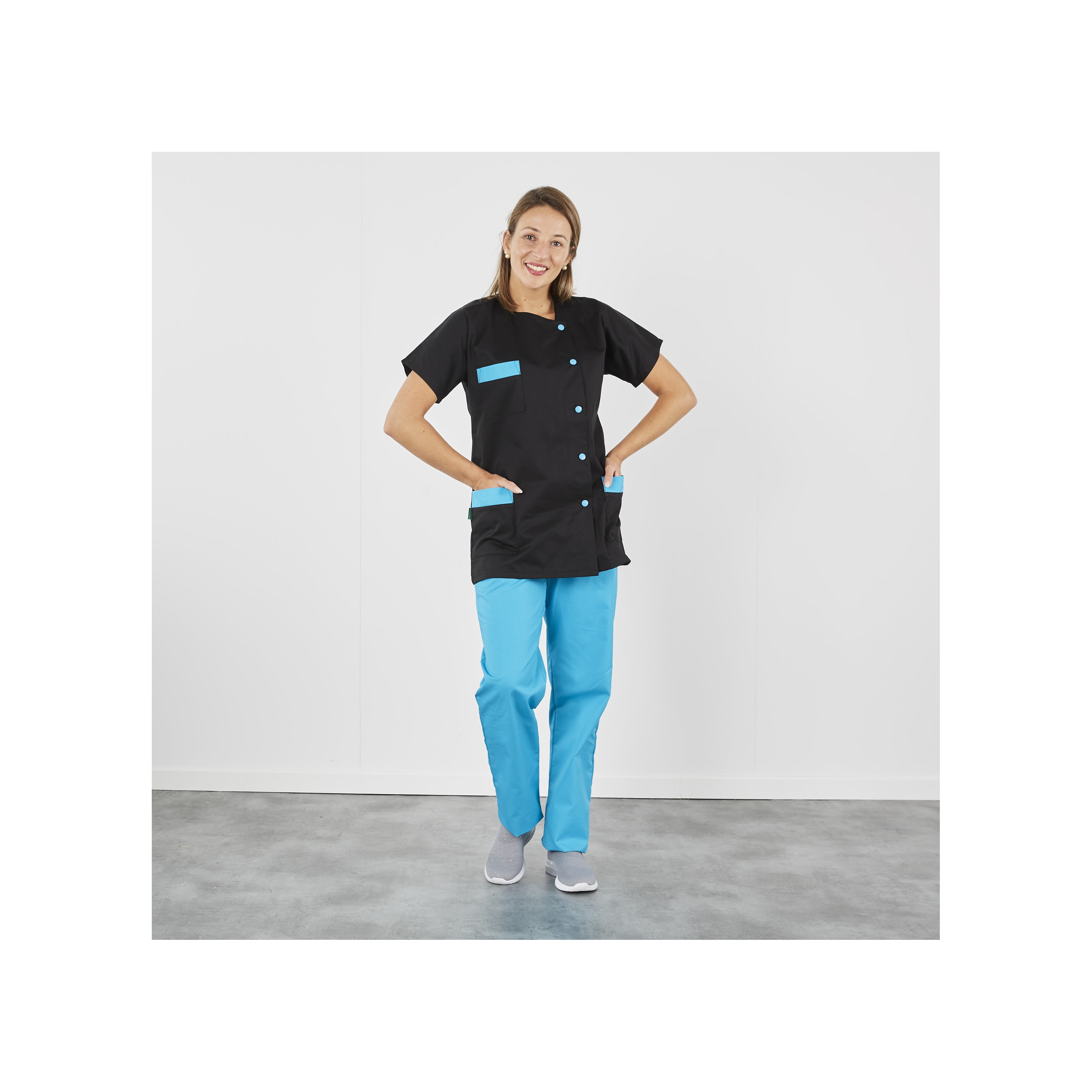 Blouse de travail Femme Noire finition Turquoise — free download
