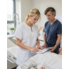 Tunique médicale amériacine Blanche infirmiere aide soignante — mise en situation : Médical / infirmier, Action métier