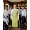 Tablier de cuisine couleur vert Lime — mise en situation : Service en salle / bar, Équipe de salle