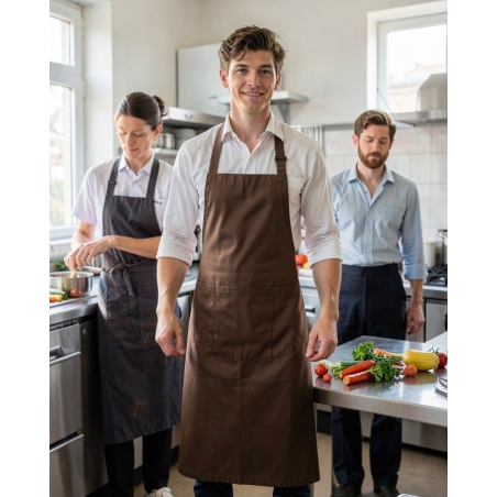 Tablier de servie Chocolat Salle et cuisine — mise en situation : Cuisine / restauration, Action métier
