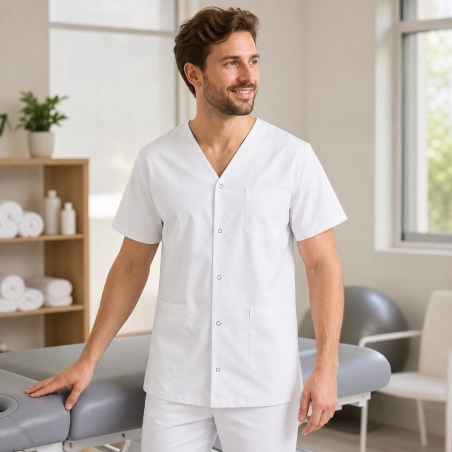 Blouse médicale kiné mixte blanche col V portée en salle de soin