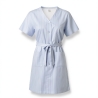 Blouse de travail Ciel col V manches courtes — photo packshot produit sur fond blanc