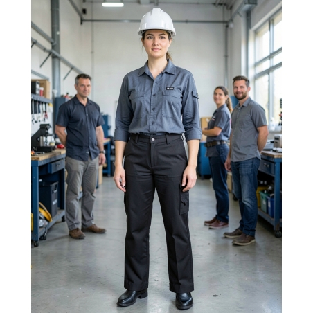 LIVERPOOLFEM02 Pantalon de travail Femme Dassy Noir — mise en situation : Industrie, Portrait individuel