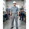 Pantalon de travail D-Mach gris et orange — mise en situation : Industrie, Portrait individuel