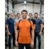T-shirt de travail bicolore orange et bleu marine — mise en situation : Industrie, Équipe