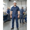 Jean de travail Typhon avec genouillères – Coupe cargo — mise en situation : Industrie, Portrait individuel
