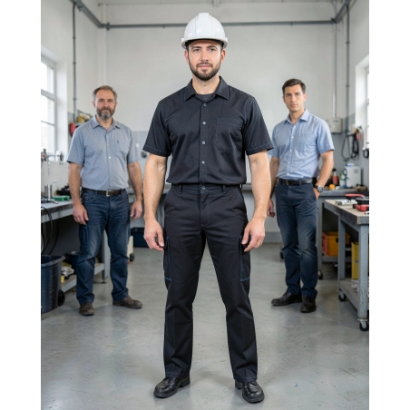 PBV Pantalon de travail TYPHON LIGHT NOIR Sans metal — mise en situation : Industrie, Portrait individuel