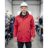 Parka de travail avec doublure matelasse coloris Rouge — mise en situation : Industrie, Portrait individuel