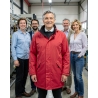 Parka de travail avec doublure matelasse coloris Rouge — mise en situation : Industrie, Équipe