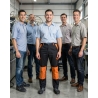 Pantalon de travail Noir et orange — mise en situation : Industrie, Équipe