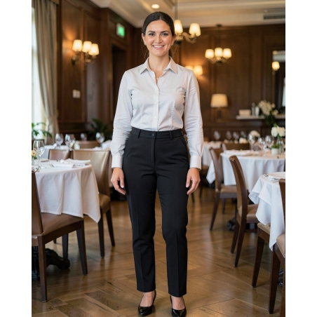 Pantalon Femme de salle tissu GOMI noir cein regl — mise en situation : Service en salle / bar, Portrait individuel