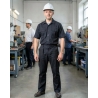 Pantalon de travail Oxford homme noir — mise en situation : Industrie, Portrait individuel