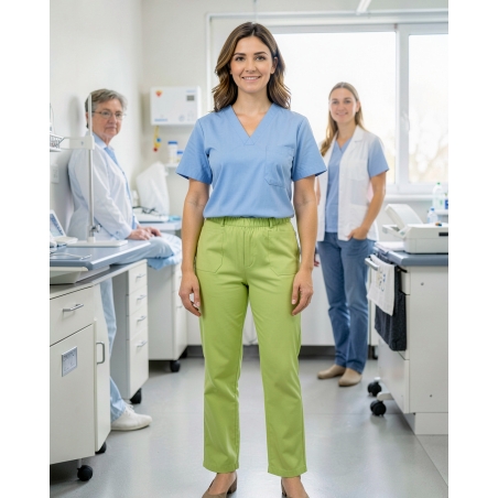 Pantalon de travail Vert Lime infirmière aide soignante — mise en situation : Médical / infirmier, Portrait individuel