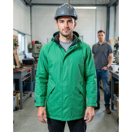 Parka de travail vert à broder — mise en situation : Industrie, Portrait individuel