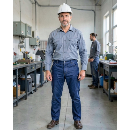 Jean de travail Typhon avec ceinture et poches — mise en situation : Industrie, Portrait individuel