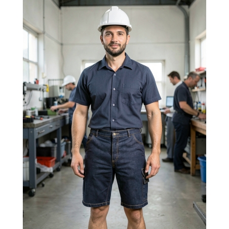 Bermuda de travail Typhon jean PBV Noir — mise en situation : Industrie, Portrait individuel