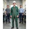 Combinaison de travail enfant PBV Vert et Rouge — mise en situation : Industrie, Portrait individuel