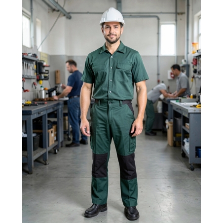 Pantalon de travail Dassy ref Boston — mise en situation : Industrie, Portrait individuel