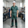 Pantalon de travail Dassy ref Boston — mise en situation : Industrie, Portrait individuel