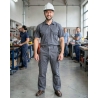 Pantalon de travail homme Jackson – Poches genoux canvas Gris, grande longueur — mise en situation : Industrie, Portrait