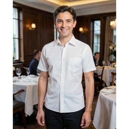 Chemise Homme Serveur Professionnelle manches courtes Personnalisable — mise en situation : Service en salle / bar, Portrait