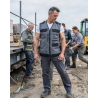 Gilet de travail polaire Mach5 gris et noir — mise en situation : exterieur_chantier_action,