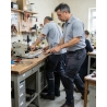Pantalon de travail Originals 2 gris — mise en situation : Industrie, Action métier