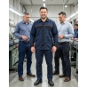Surchemise de travail M2 Corporate bleu marine et noir — mise en situation : Industrie, Équipe