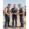 Gilet de travail polaire Panostyle marron et vert — mise en situation : exterieur_chantier_equipe,
