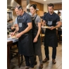 Tablier Denim à bavette "Domain" Black Denim — mise en situation : tablier_salle_equipe,