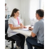 Tunique médicale blanche finition fuchsia — mise en situation : Médical / infirmier, bureau_patient