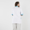 Tunique médicale homme blanche et turquoise, vue de dos de trois quarts