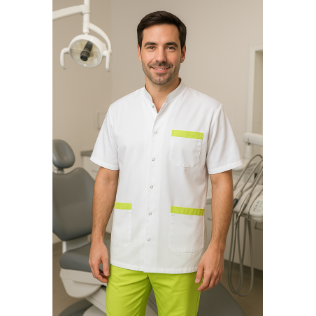 Dentiste en tunique médicale homme blanche parements vert lime